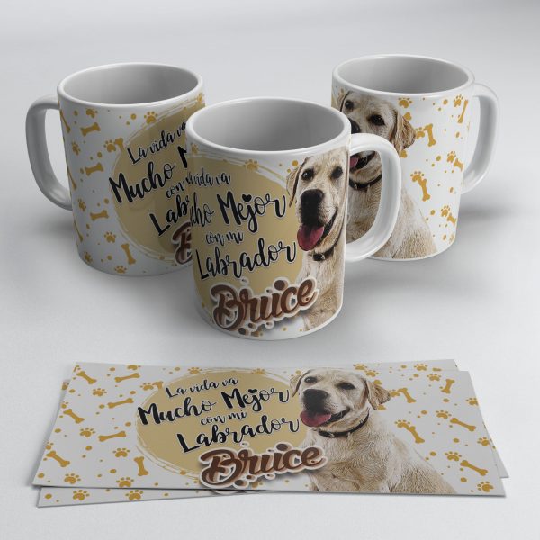 Taza labrador con el nombre de tu mascota